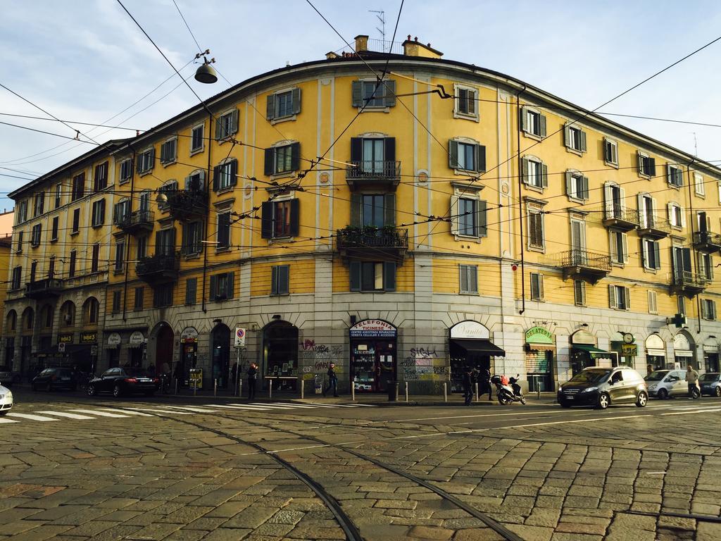 Milano Apartments Porta Genova Rum bild
